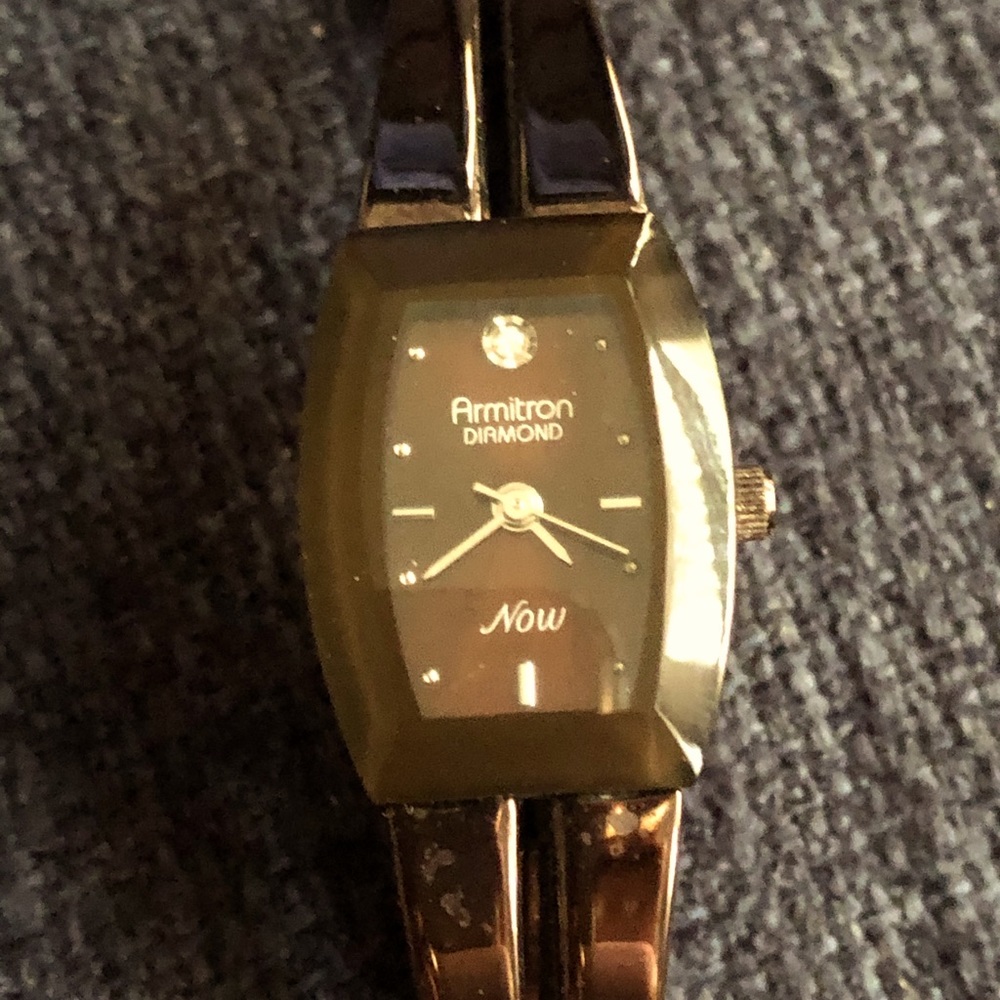 Armitron Diamond now watch women